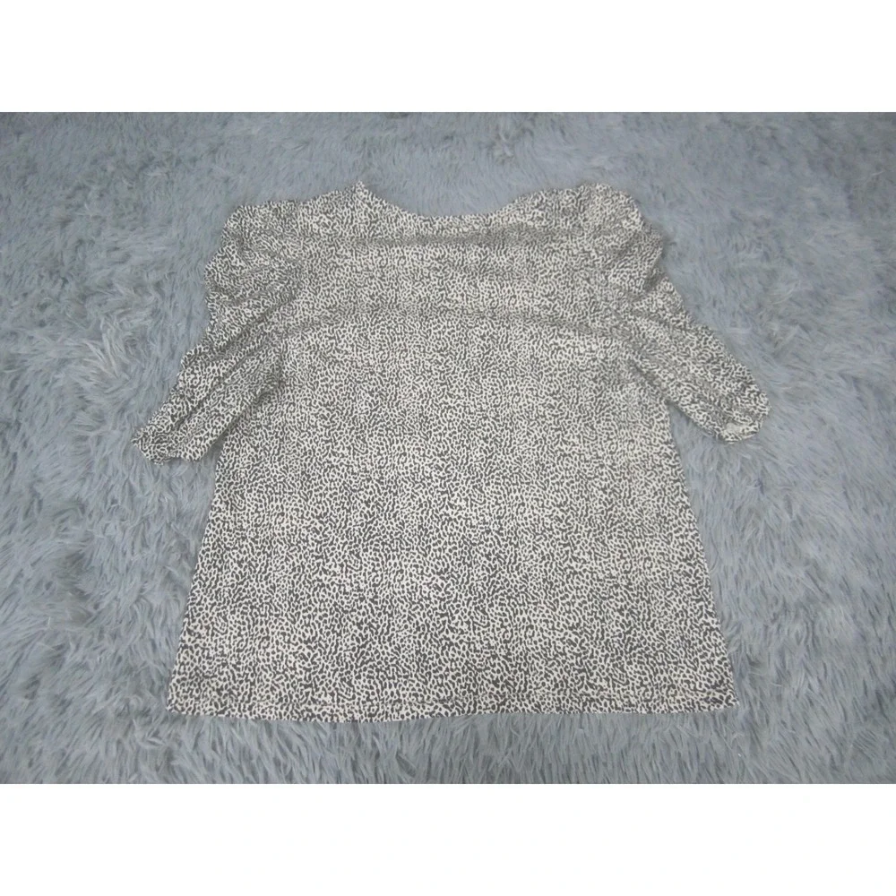 LOFT Shirt Womens Large White Animal Print Puff Sleeve Jersey Top Crew Neck‎